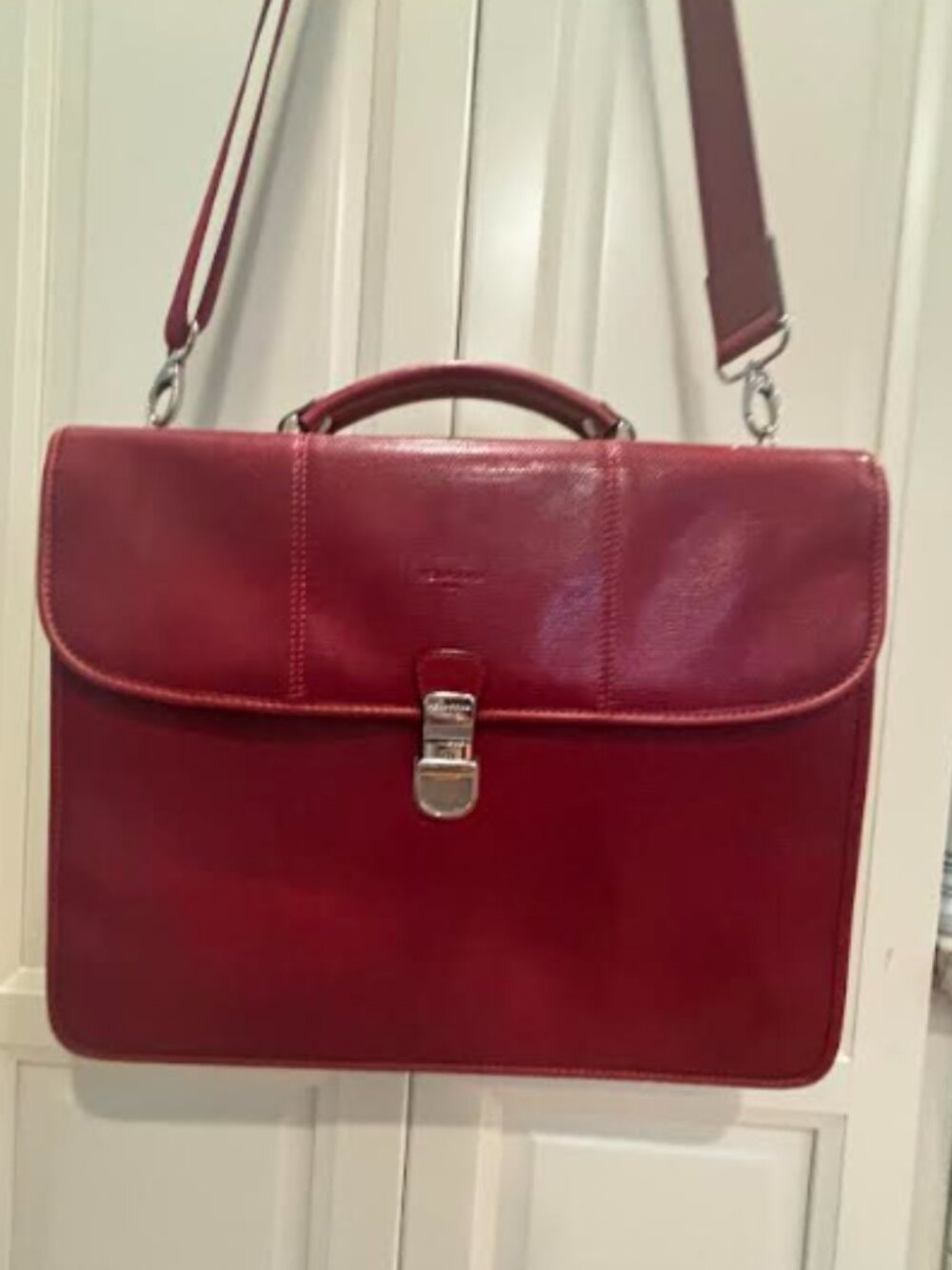 Hexagona Paris Red Leather Messenger Bag — Lady Boss Style